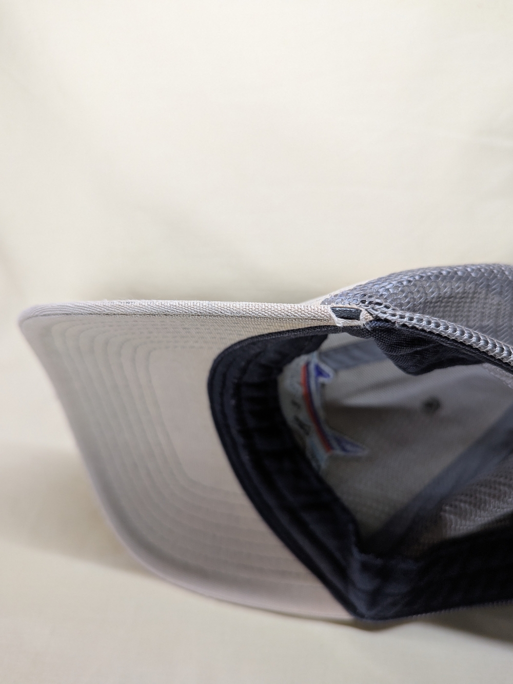 Patagonia Gray Mesh Back Hat with Multicolor Shark 🦈